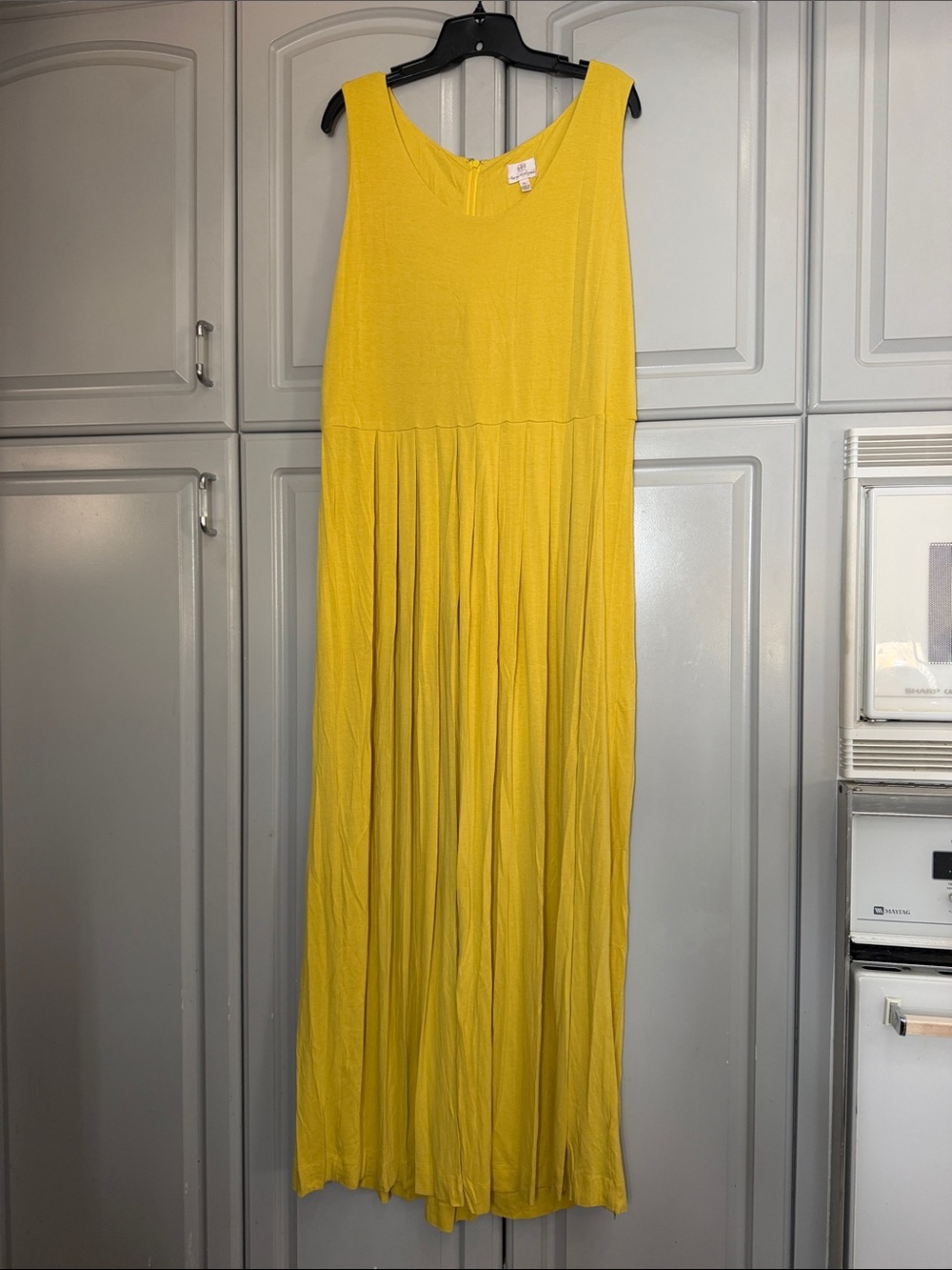 Hot in Hollywood Deep Yellow Gathery Skirt Sleeveless Maxi Dress Sz XL